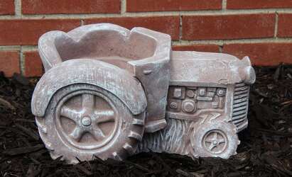 Tractor Planter from Beecher Florist, flower delivery in Beecher